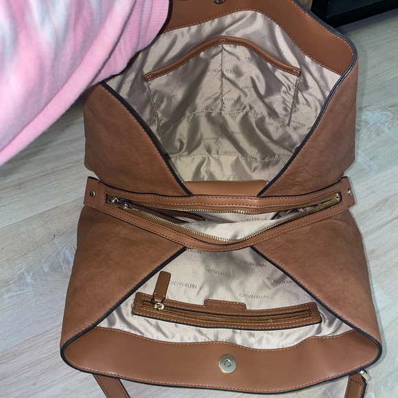 NWOT Calvin Klein Triple Compartment Reyna Tote in Caramel Color - Picture 4 of 16